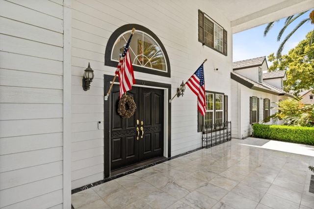 7207 E Bremer Avenue, Fresno, CA 93737