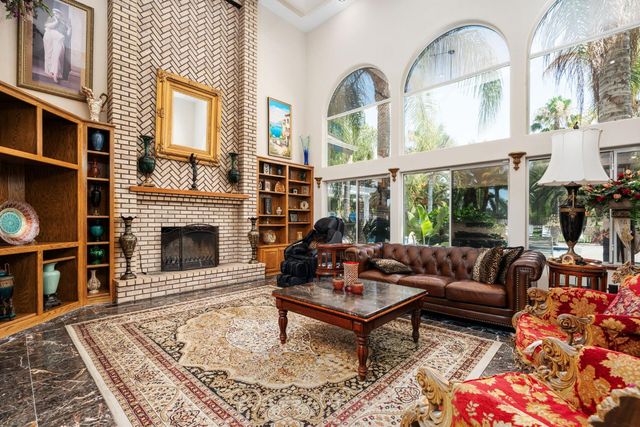 7207 E Bremer Avenue, Fresno, CA 93737