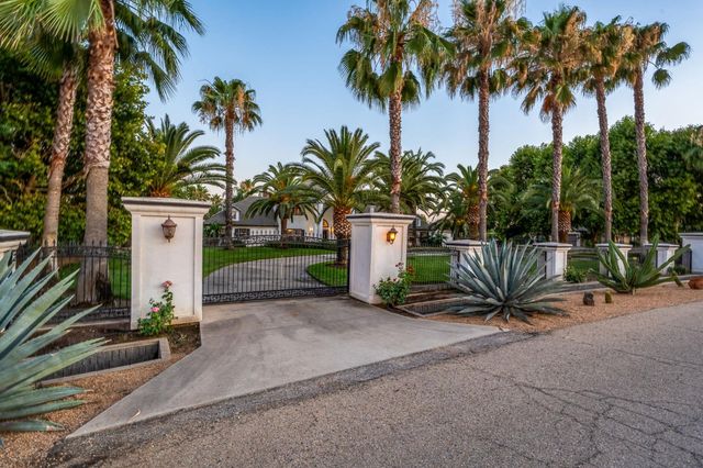 7207 E Bremer Avenue, Fresno, CA 93737