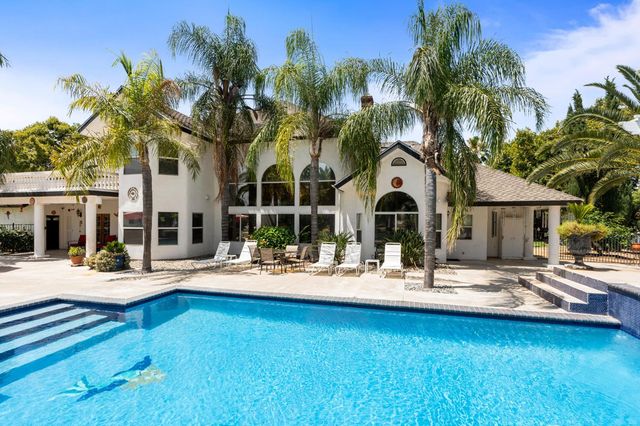 7207 E Bremer Avenue, Fresno, CA 93737