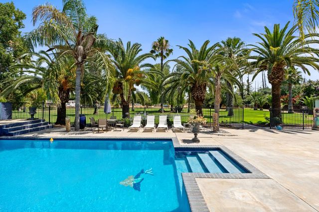 7207 E Bremer Avenue, Fresno, CA 93737