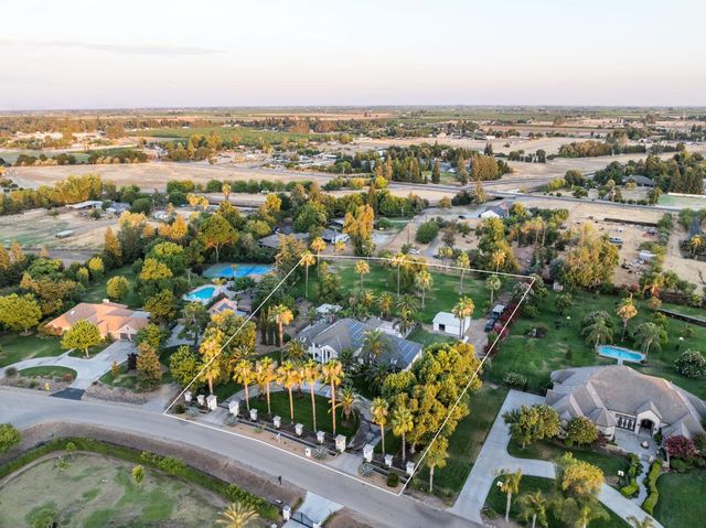 7207 E Bremer Avenue, Fresno, CA 93737