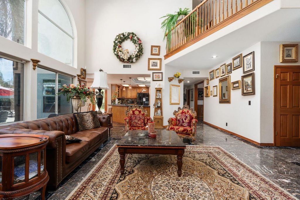 Image 15 of property listing at 7207 E Bremer Avenue, Fresno, CA 93737