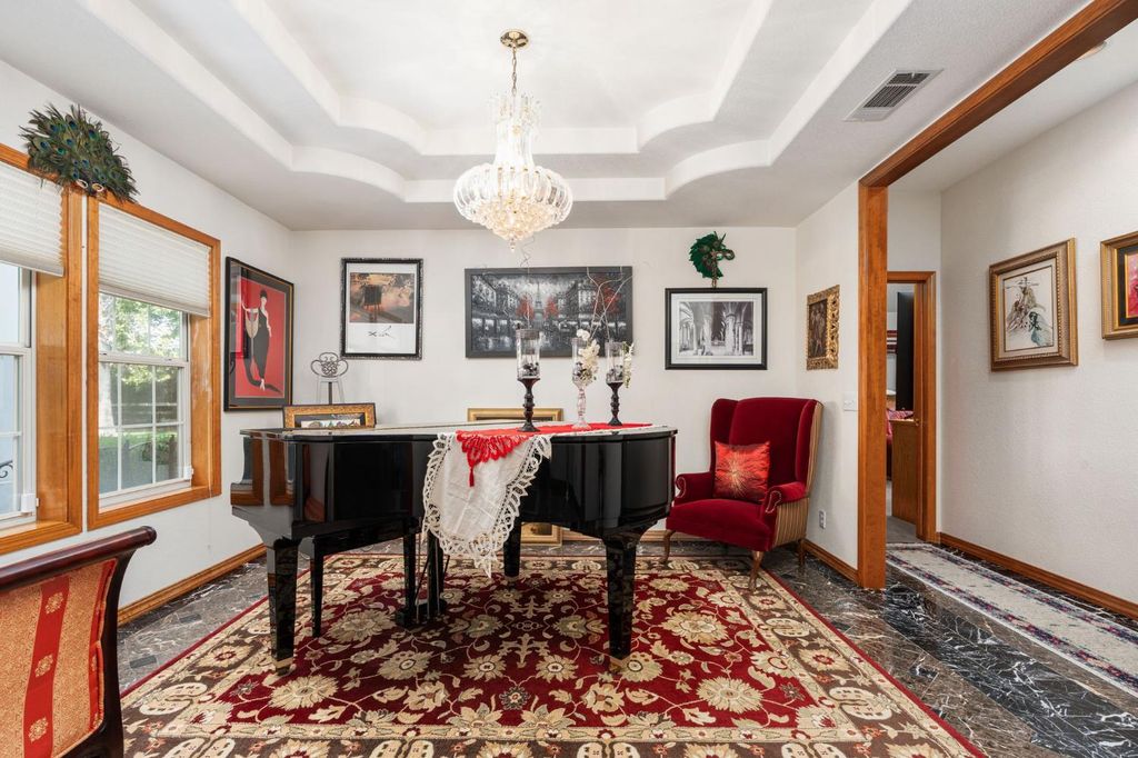 Image 22 of property listing at 7207 E Bremer Avenue, Fresno, CA 93737