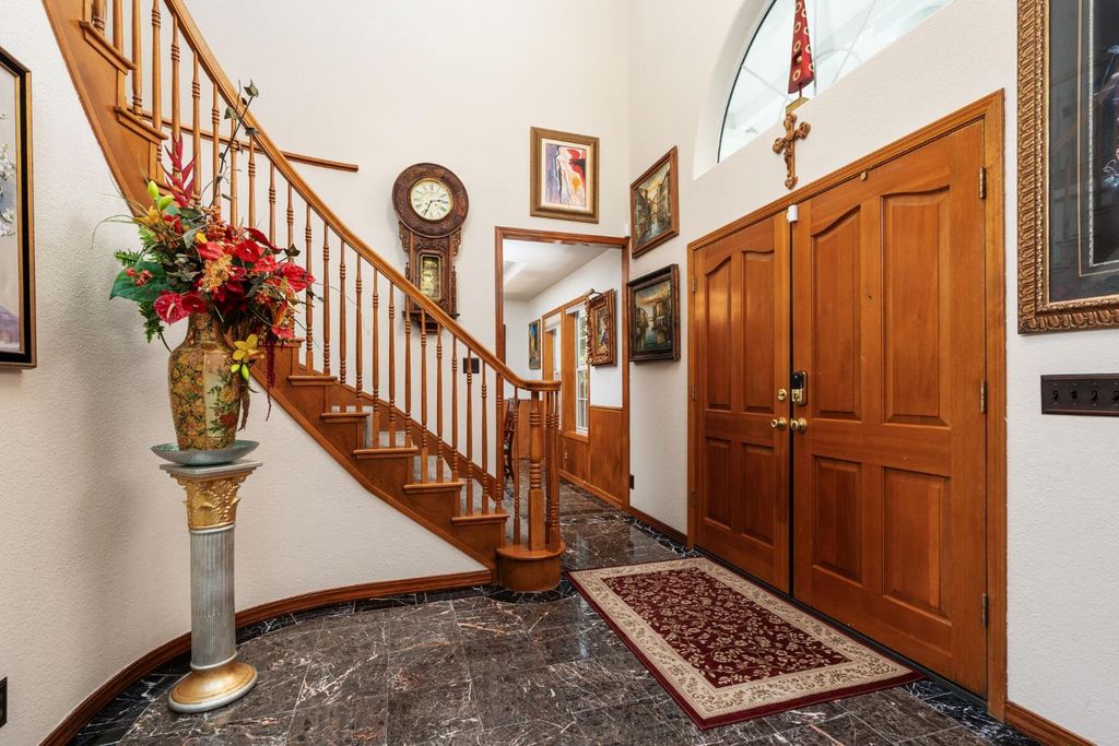 Image 23 of property listing at 7207 E Bremer Avenue, Fresno, CA 93737