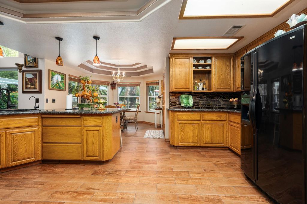 Image 28 of property listing at 7207 E Bremer Avenue, Fresno, CA 93737