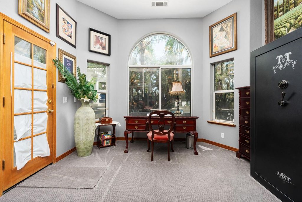 Image 48 of property listing at 7207 E Bremer Avenue, Fresno, CA 93737