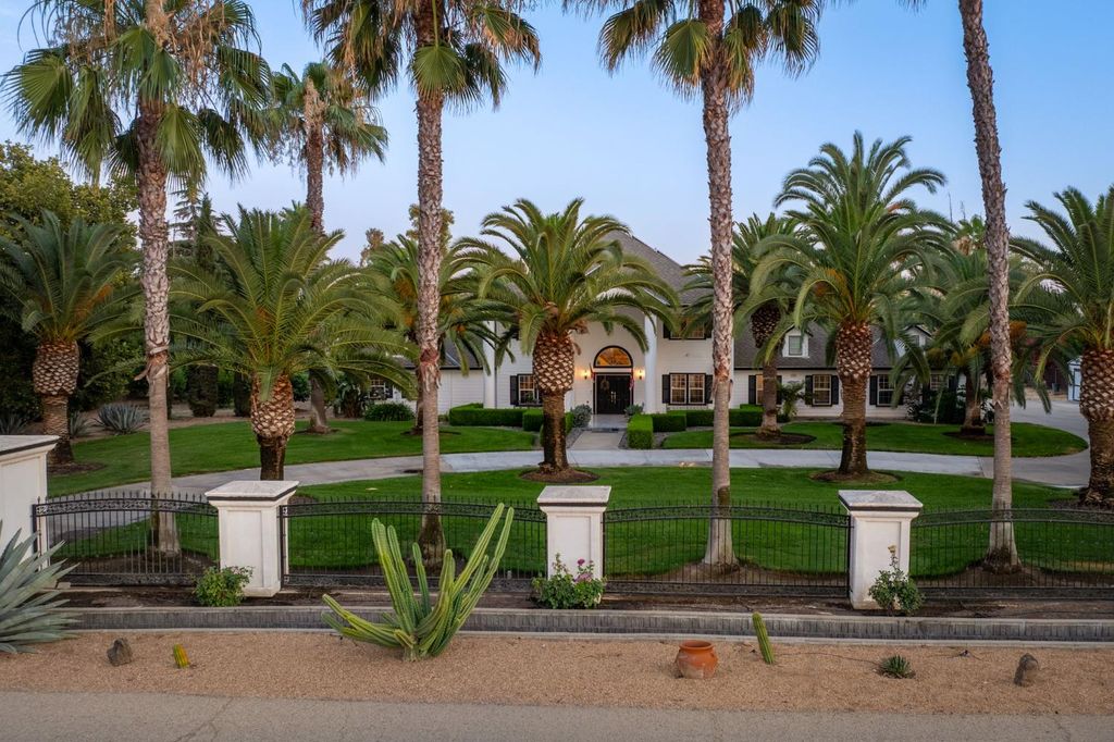 Image 62 of property listing at 7207 E Bremer Avenue, Fresno, CA 93737