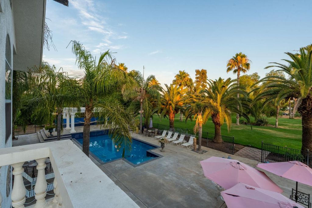 Image 80 of property listing at 7207 E Bremer Avenue, Fresno, CA 93737