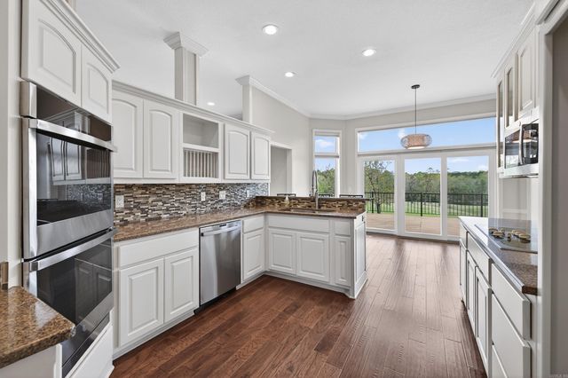 21 Diamante Boulevard, Hot Springs Village, AR 71909