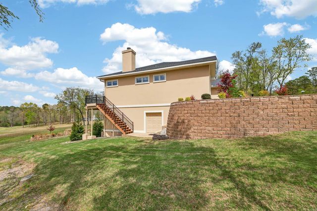 21 Diamante Boulevard, Hot Springs Village, AR 71909