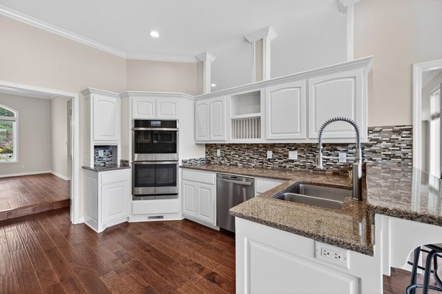 21 Diamante Boulevard, Hot Springs Village, AR 71909