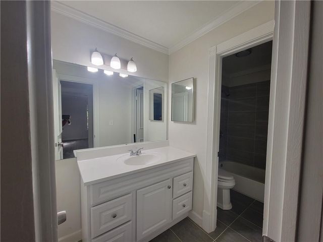 1309 Natchez Trace, Atlanta, GA 30350