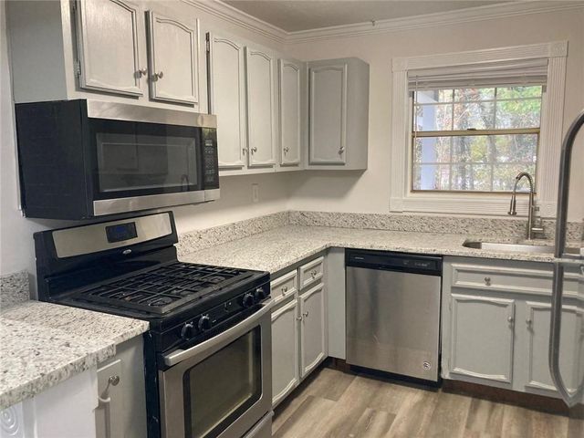 1309 Natchez Trace, Atlanta, GA 30350