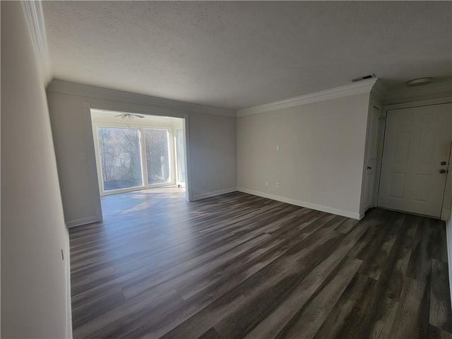 1309 Natchez Trace, Atlanta, GA 30350