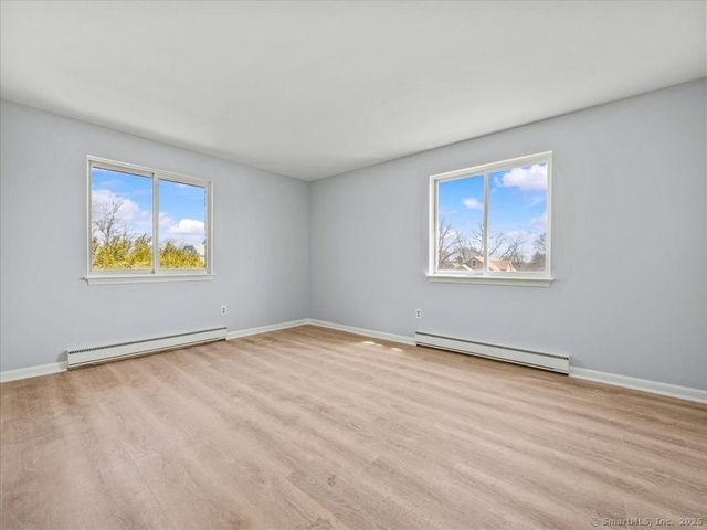 98 Carlton Street 101, New Britain, CT 06053