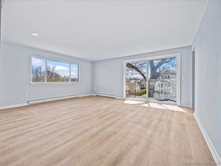 98 Carlton Street 101, New Britain, CT 06053