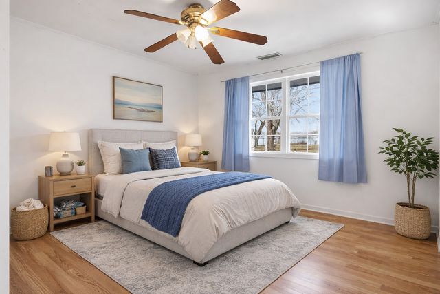 4320 Lakewood Road, Mchenry, IL 60050