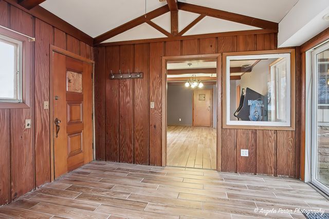 4320 Lakewood Road, Mchenry, IL 60050