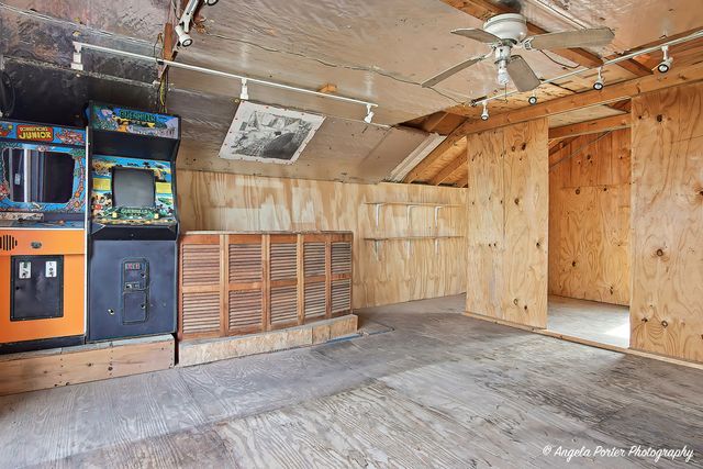 4320 Lakewood Road, Mchenry, IL 60050