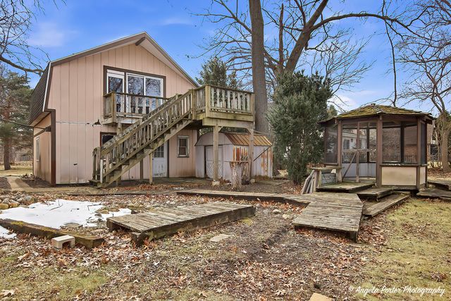 4320 Lakewood Road, Mchenry, IL 60050