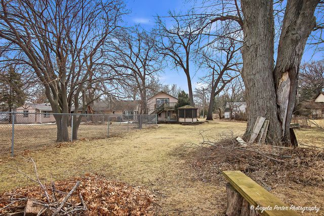 4320 Lakewood Road, Mchenry, IL 60050