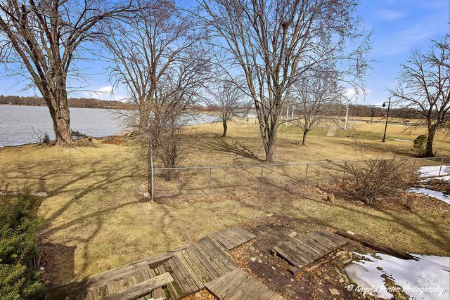 4320 Lakewood Road, Mchenry, IL 60050