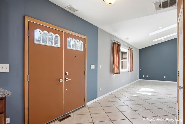 4320 Lakewood Road, Mchenry, IL 60050