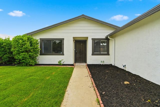 1264 Parkview St, Manteca, CA 95337