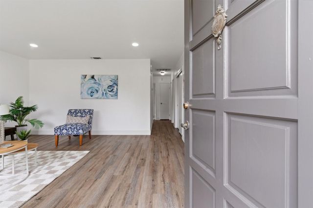 1264 Parkview St, Manteca, CA 95337