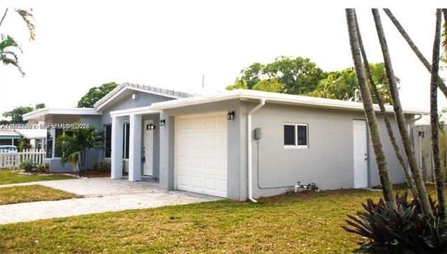 1881 NW 5th Ter, Pompano Beach, FL 33060