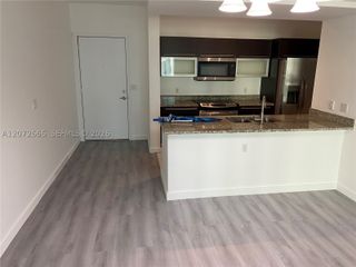 950 Brickell Bay Dr 801, Miami, FL 33131