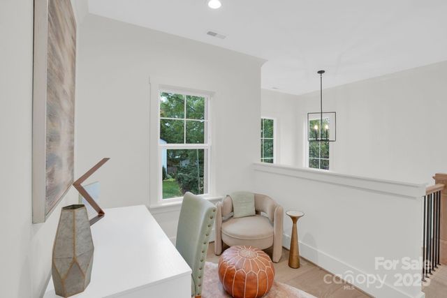 4918 Buckingham Drive, Charlotte, NC 28209