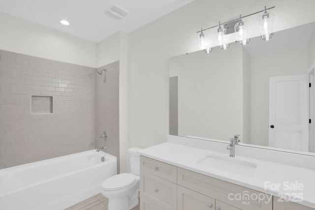 4918 Buckingham Drive, Charlotte, NC 28209