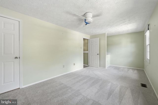 5574 CAITHNESS CT, Fairfax, VA 22032