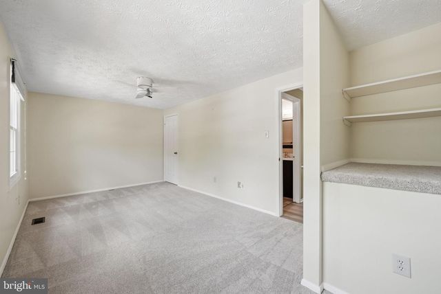 5574 CAITHNESS CT, Fairfax, VA 22032
