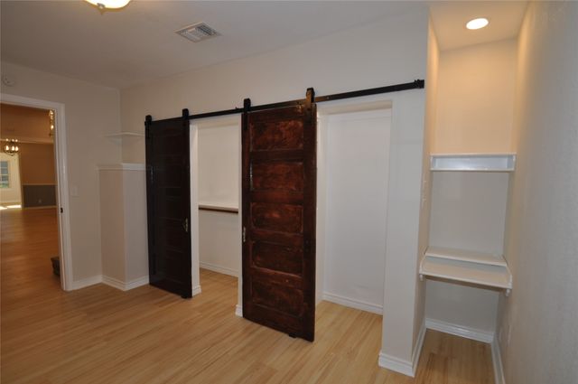 209 W 5th Street, Tolar, TX 76476