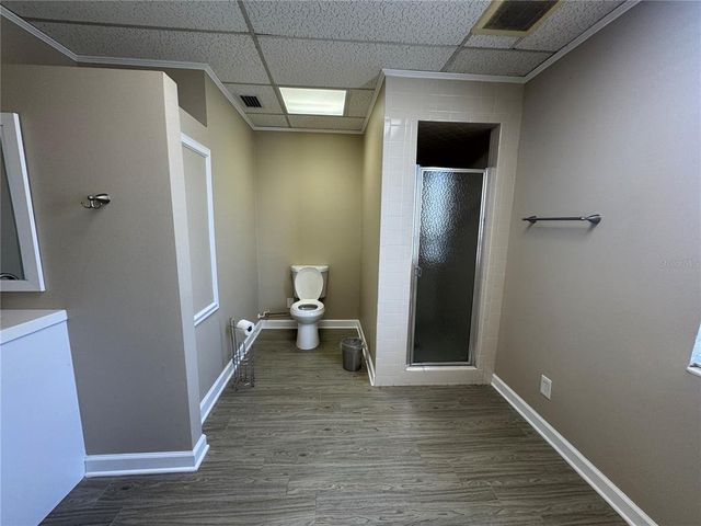 1046 W BUSCH BOULEVARD 200, Tampa, FL 33612