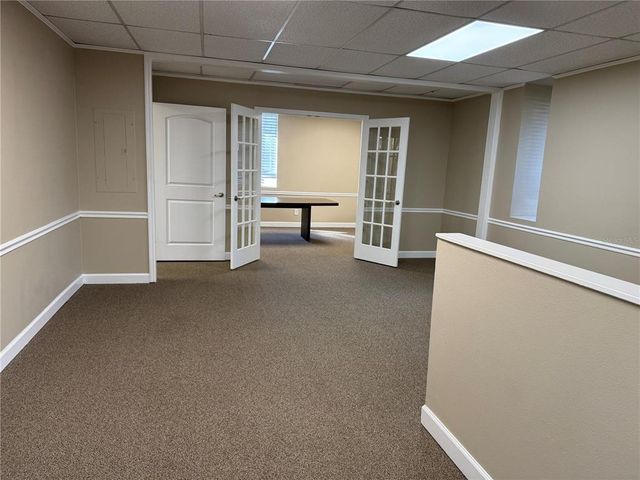 1046 W BUSCH BOULEVARD 200, Tampa, FL 33612
