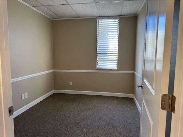 1046 W BUSCH BOULEVARD 200, Tampa, FL 33612