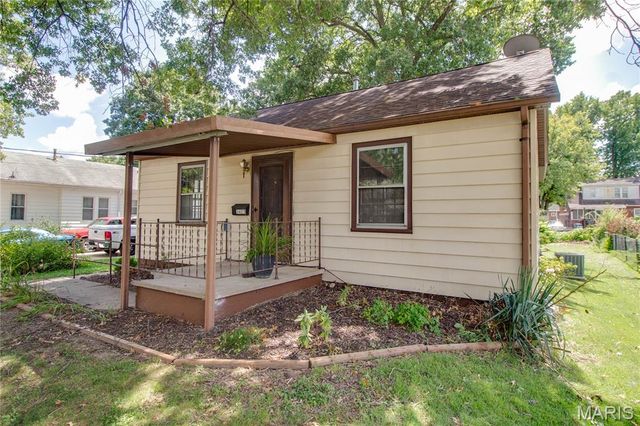 3423 Thomas Avenue, Alton, IL 62002