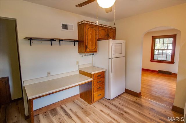 3423 Thomas Avenue, Alton, IL 62002