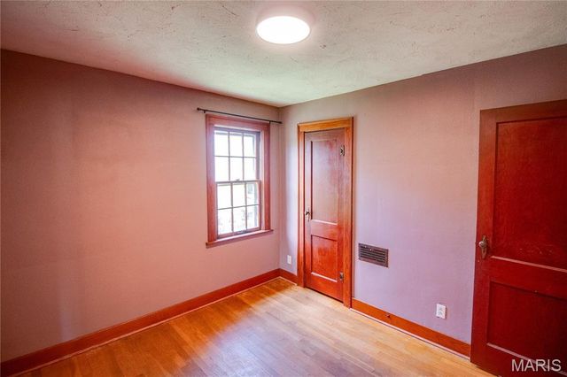 3423 Thomas Avenue, Alton, IL 62002