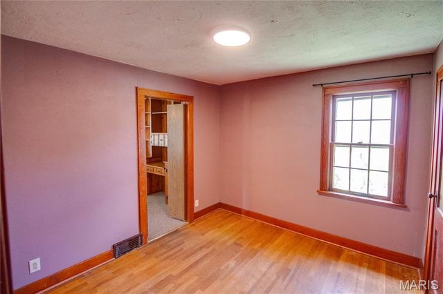 3423 Thomas Avenue, Alton, IL 62002
