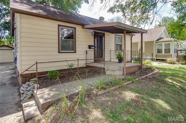 3423 Thomas Avenue, Alton, IL 62002