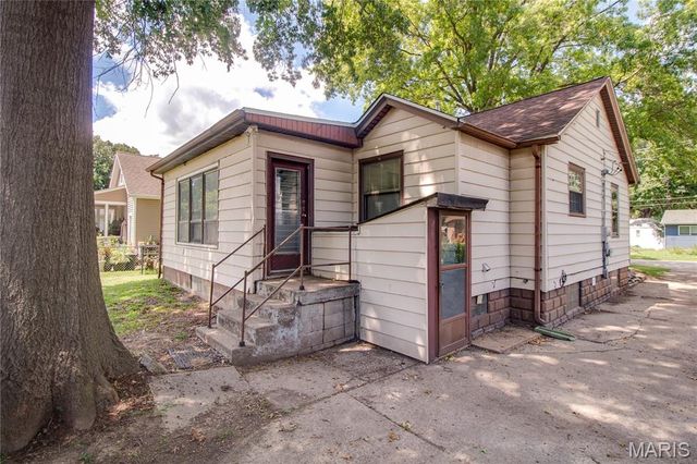 3423 Thomas Avenue, Alton, IL 62002