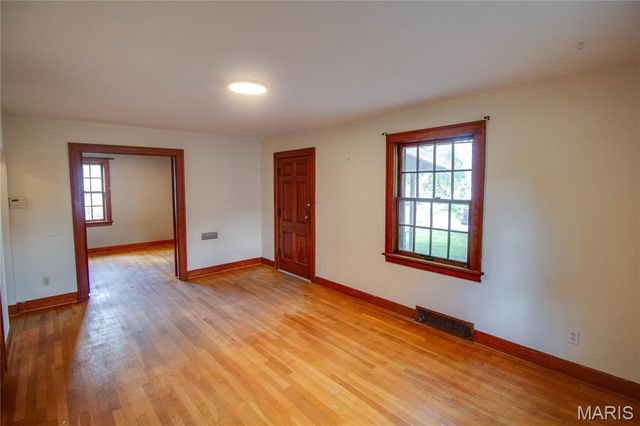 3423 Thomas Avenue, Alton, IL 62002