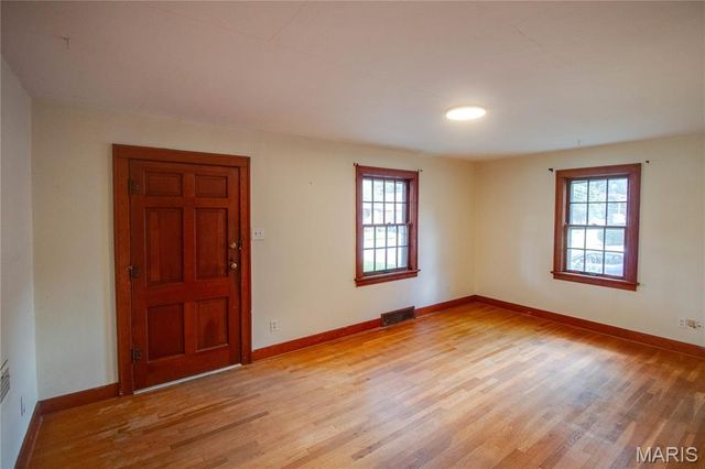 3423 Thomas Avenue, Alton, IL 62002