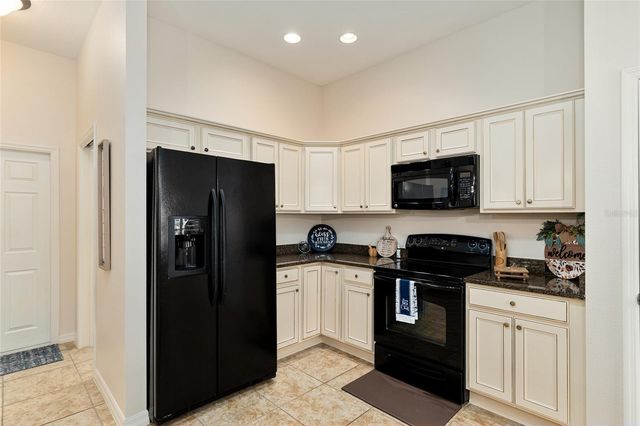 500 AINSWORTH CIRCLE, The Villages, FL 32162