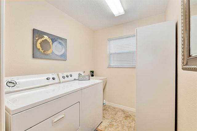 500 AINSWORTH CIRCLE, The Villages, FL 32162